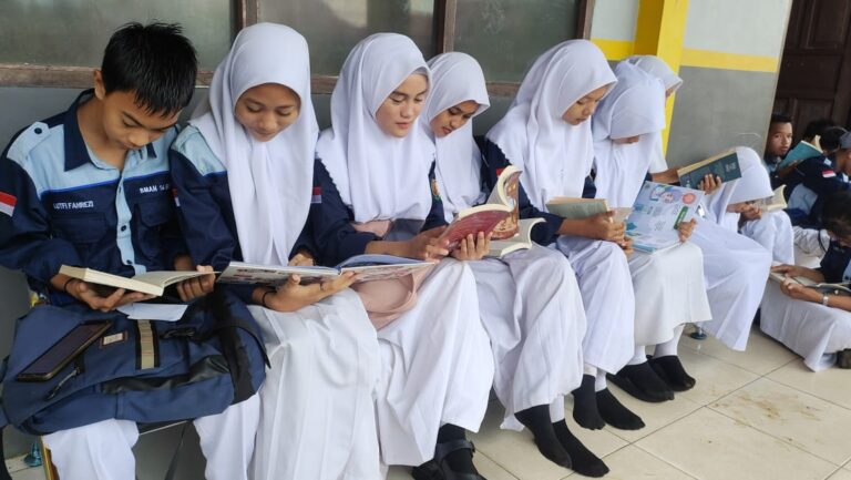 Pagi Kamis Literasi